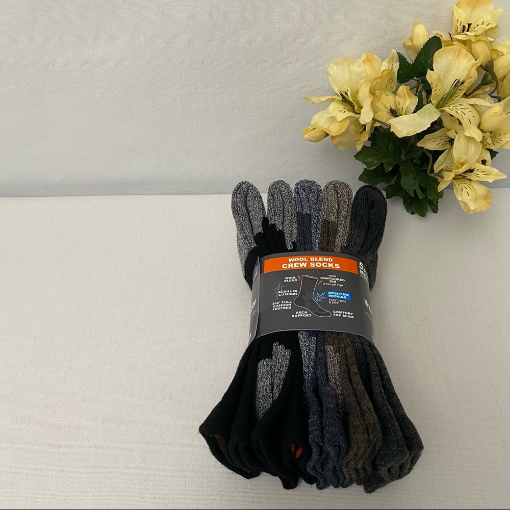 Weatherproof Men’s 5-pair Outdoor crew socks, NWT